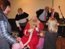 Weihnachtsfeier von Helfen in Hellern 2012 (Bild 4)